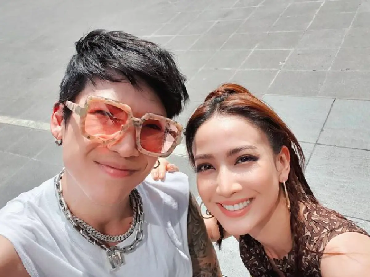 “แต้ว ณฐพร” ถูกต่อว่า หลัง “มิว นิษฐา” เข้ามาถามอายไหมเต้นกลางสี่แยกไฟแดง