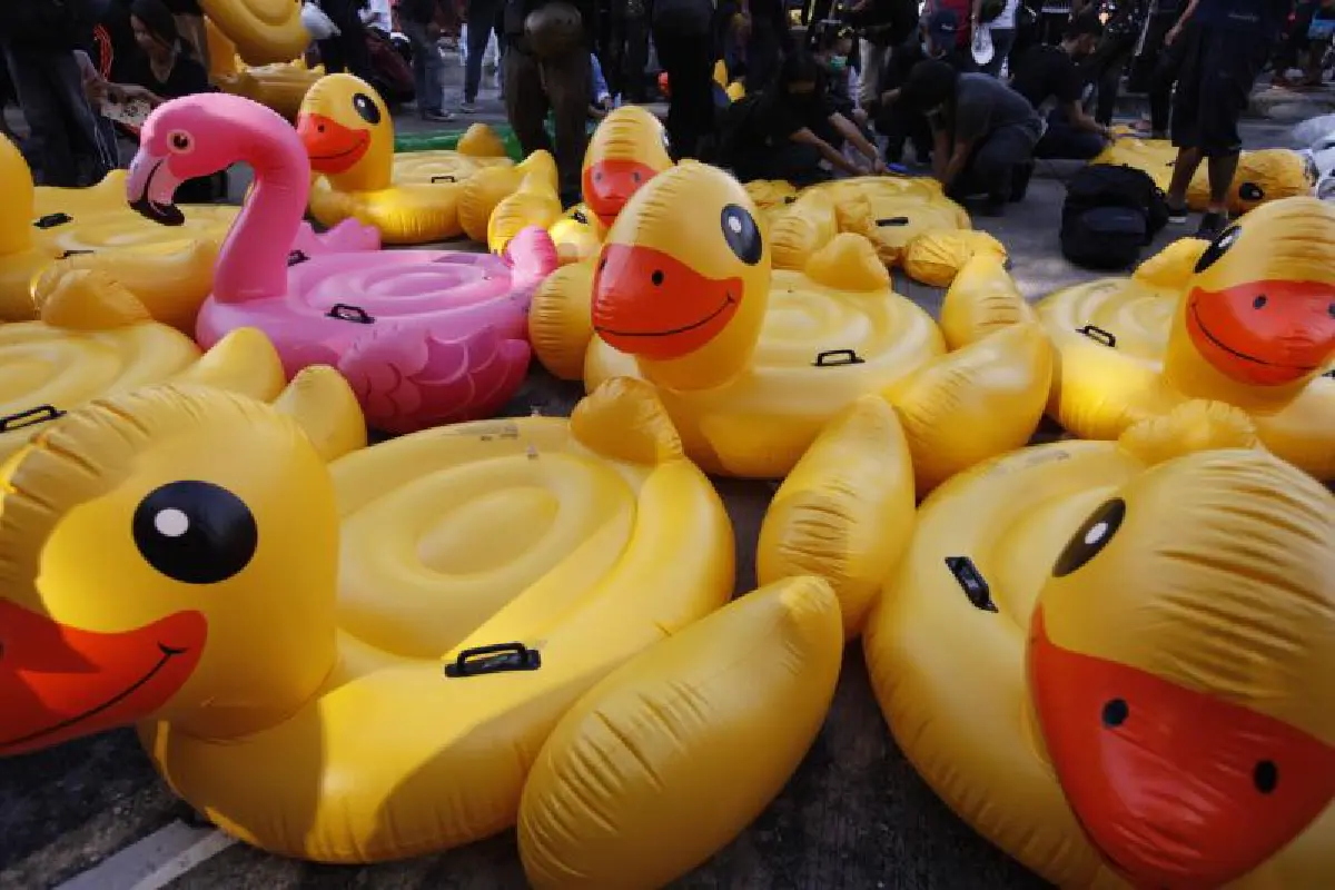 ลุยยกเลิกม.112!แกนนำม็อบประสานเสียงสู้พร้อมเดินหน้าชุมนุมต่อเนื่อง