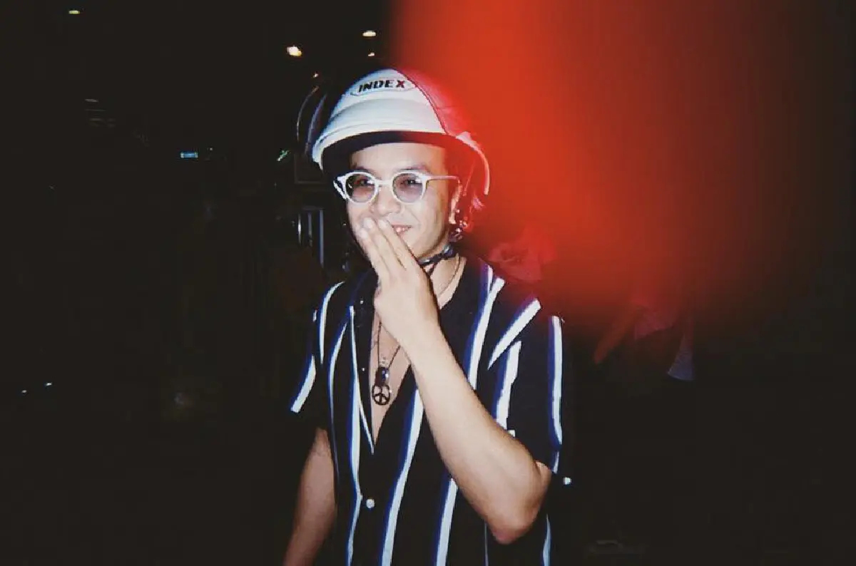 “แอมมี่ เดอะบอตทอมบลูส์” เปิดใจหลังไปเชียร์ “ลีซอ” แข่ง 10 Fight 10 ถูกสั่งห้ามชู 3 นิ้ว-ห้ามมีซีน