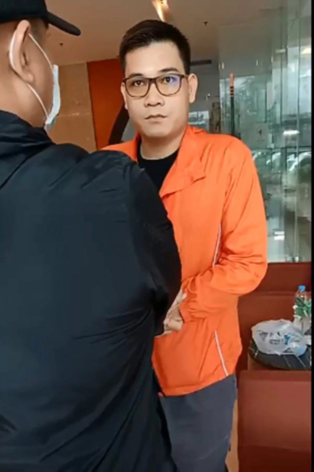 รวบ "ครูใหญ่ อรรถพล"ตามหมายจับศาลอุดรฯ