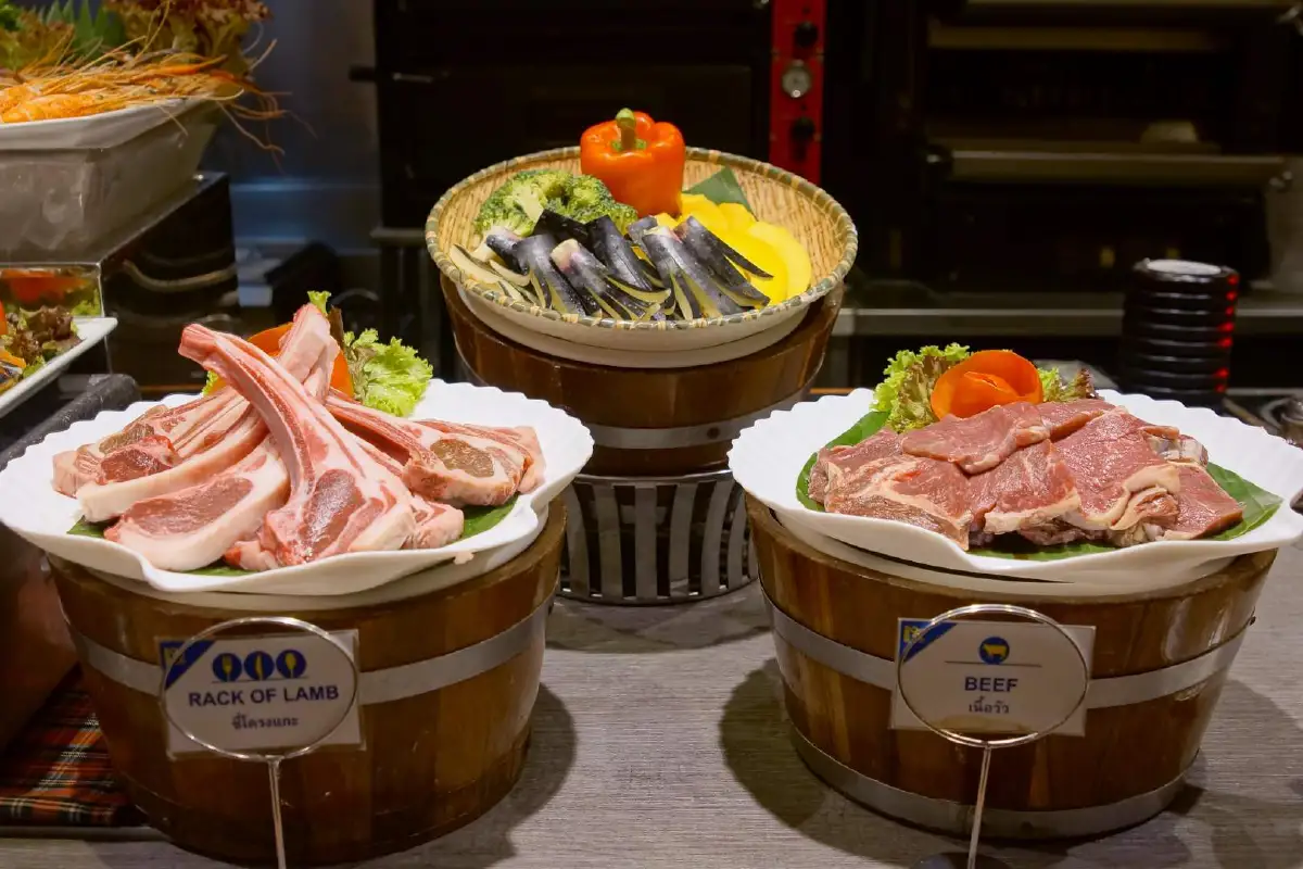 ปักหมุด '92 คาเฟ่' บุฟเฟ่ต์อินเตอร์และซีฟู้ดสุดอร่อยที่ห้ามปล่อยผ่านย่านพระรามเก้า