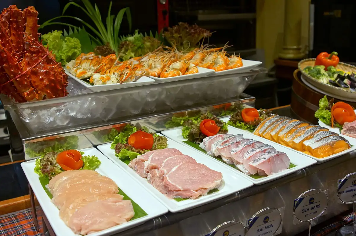 ปักหมุด '92 คาเฟ่' บุฟเฟ่ต์อินเตอร์และซีฟู้ดสุดอร่อยที่ห้ามปล่อยผ่านย่านพระรามเก้า