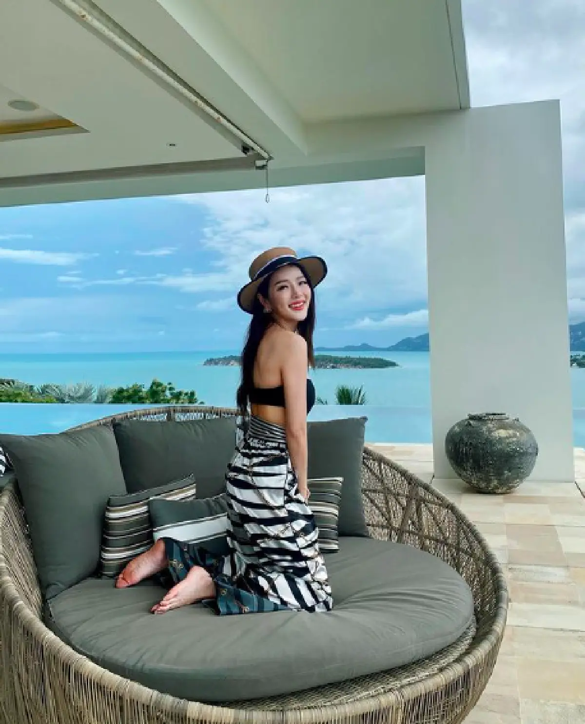 "แอร์ ภัณฑิลา" อวดภาพใส่ชุดบิกินี่ พร้อมบอกชัดอยากโชว์กล้ามท้อง