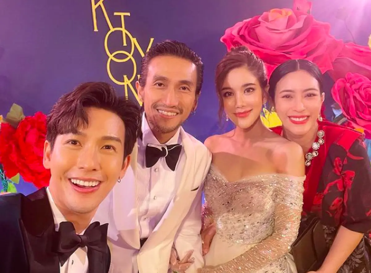 เก็บตกภาพแฟชั่นสุดอลังการของเหล่าคนดังที่มาร่วมงานแต่ง “ตูน-ก้อย” 