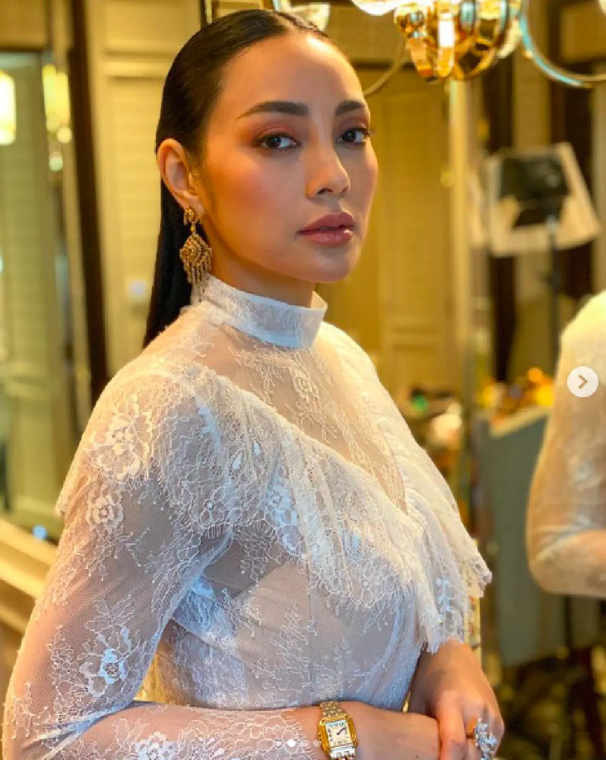 "น้องข้าวหอม" ร่วมแห่ขันหมากให้ "ลุงตูน" ถือพานแหวนหมั้นไปสู่ขอเจ้าสาว