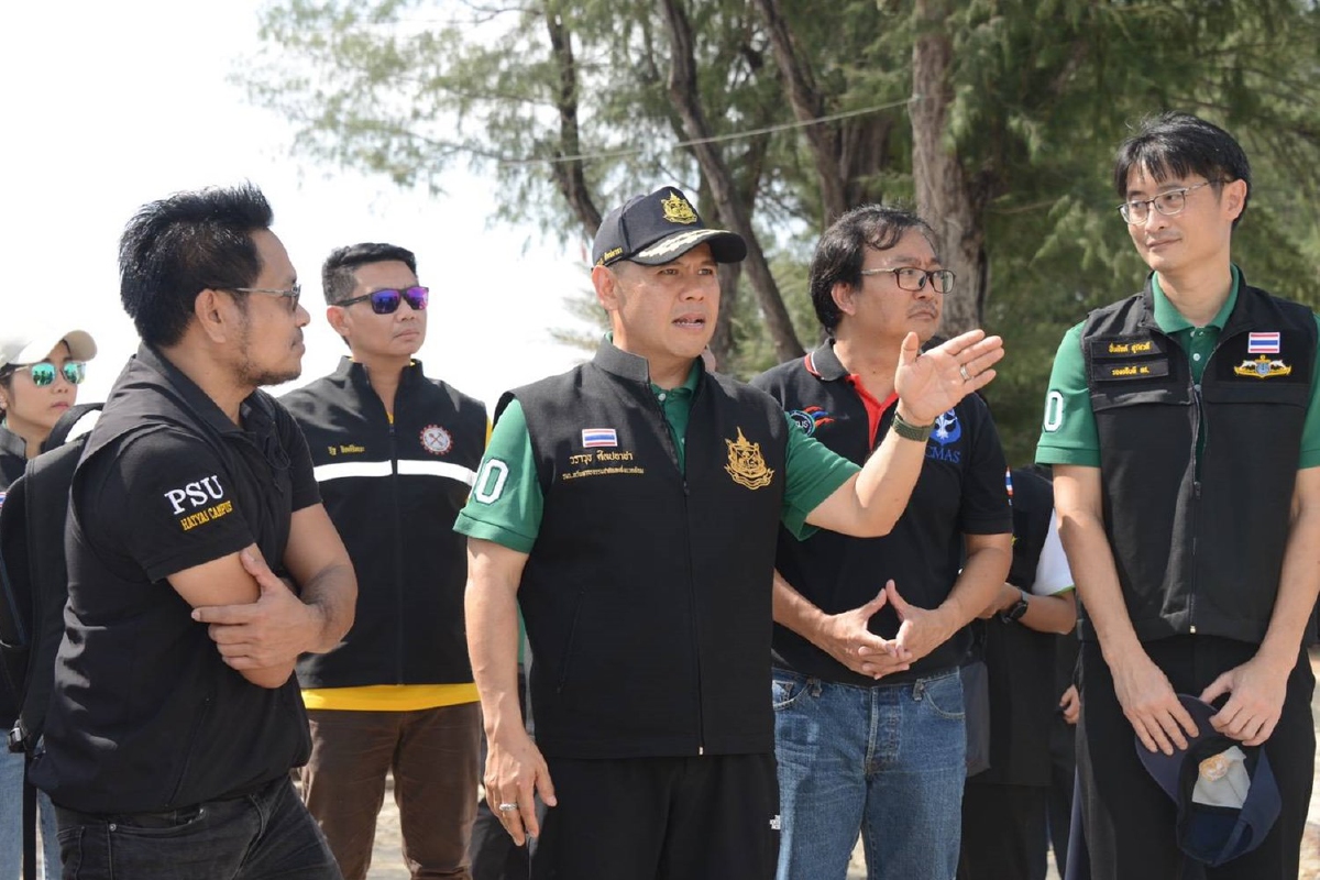 "วราวุธ"ดูของจริงน้ำทะเลกัดเซาะชายฝั่งแหลมสมิหลา-หาดชลาทัศน์ "วราวุธ"ดูของจริงน้ำทะเลกัดเซาะชายฝั่งแหลมสมิหลา-หาดชลาทัศน์