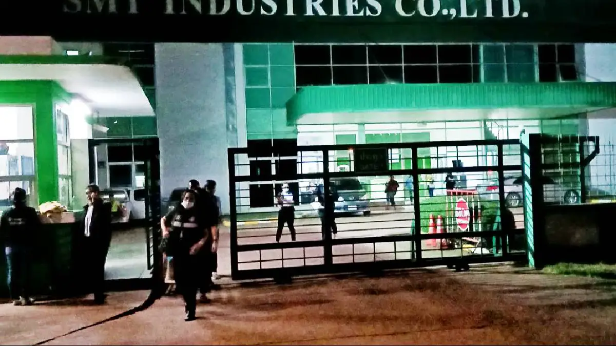 พนักงานรง.ดังยุติประท้วงขอเพิ่มโบนัสหลังนายจ้างยอมพบกันครึ่งทาง