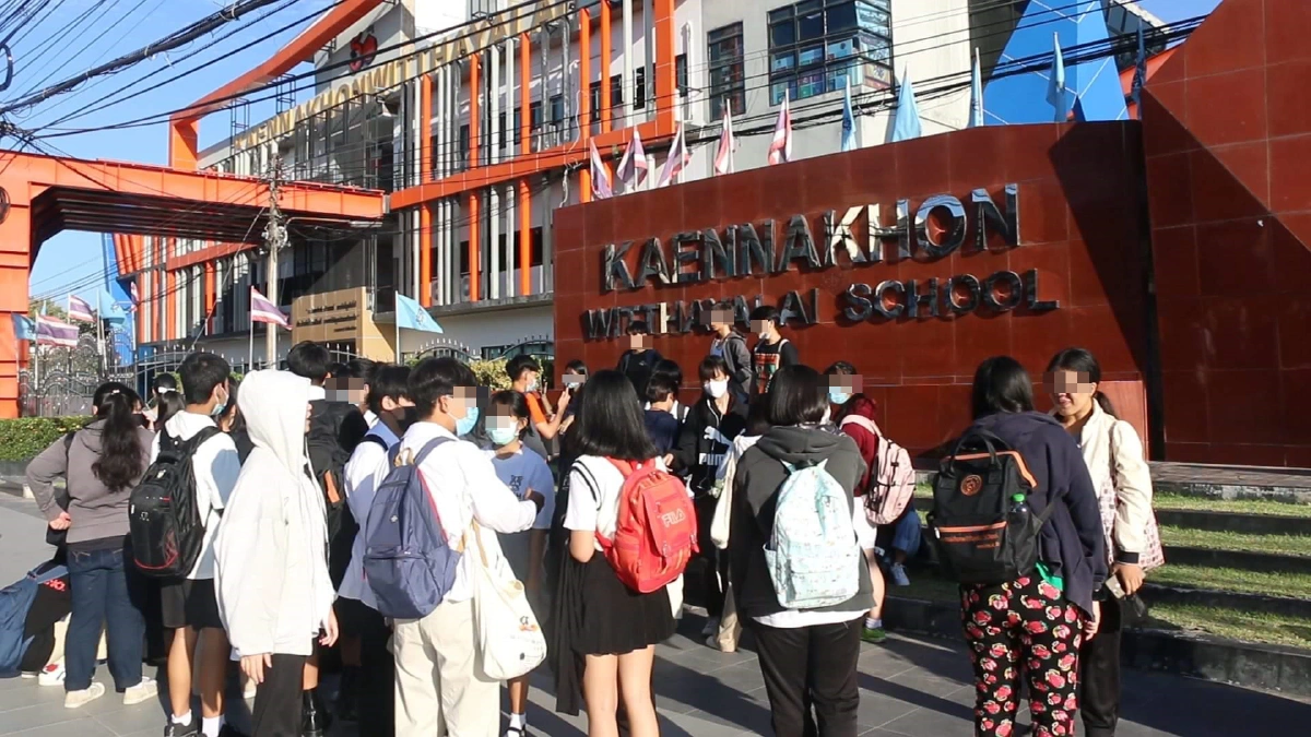 นร.ขอนแก่นแต่งชุดไปรเวทเข้าเรียนขู่ถ้าครูคุกคามแจ้งภาคีเครือข่าย