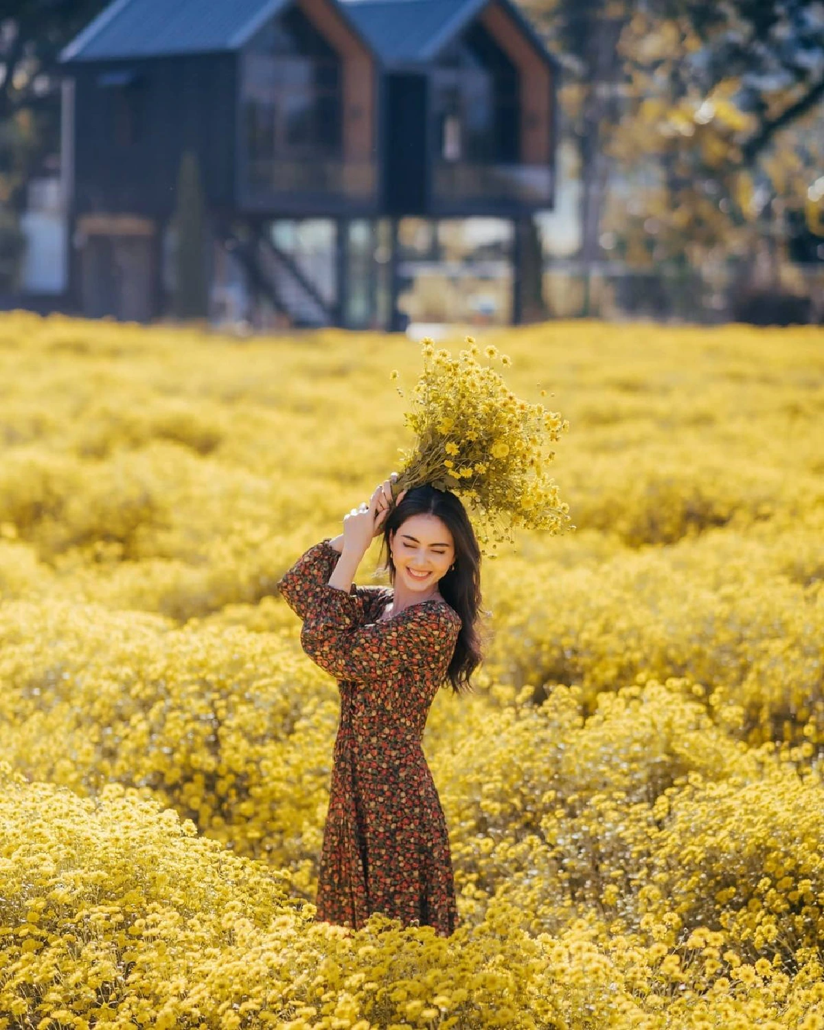 นึกว่าพรีเวดดิ้ง ใหม่-เต๋อ สวีทหวานกลางทุ่งดอกไม้ที่เชียงใหม่