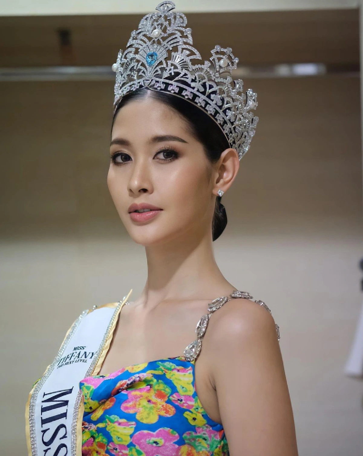 ร็อค มิสทิฟฟานี่ เจอดราม่าสนั่น! ช็อตไมค์..ไม่รู้ปัญหาความเท่าเทียมของสาวสอง