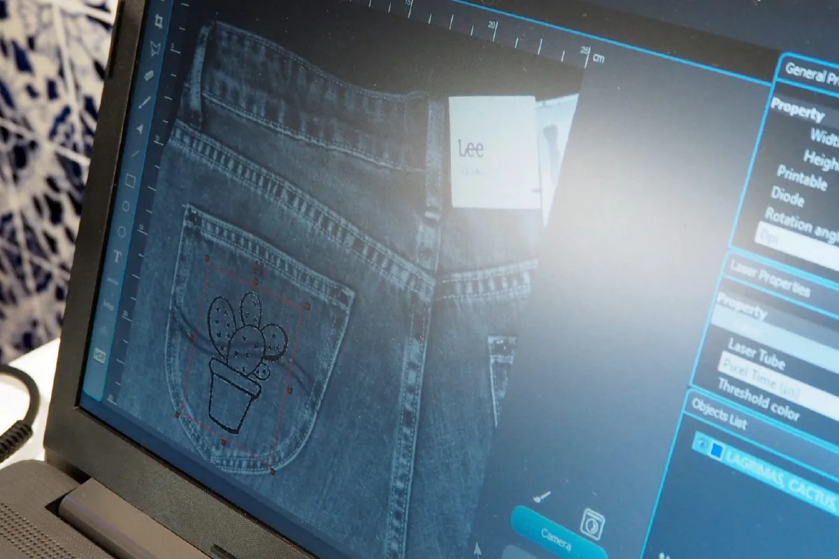 Customize Lee Your Style ออกแบบยีนส์ที่ใช่ในสไตล์ที่เป็นคุณ