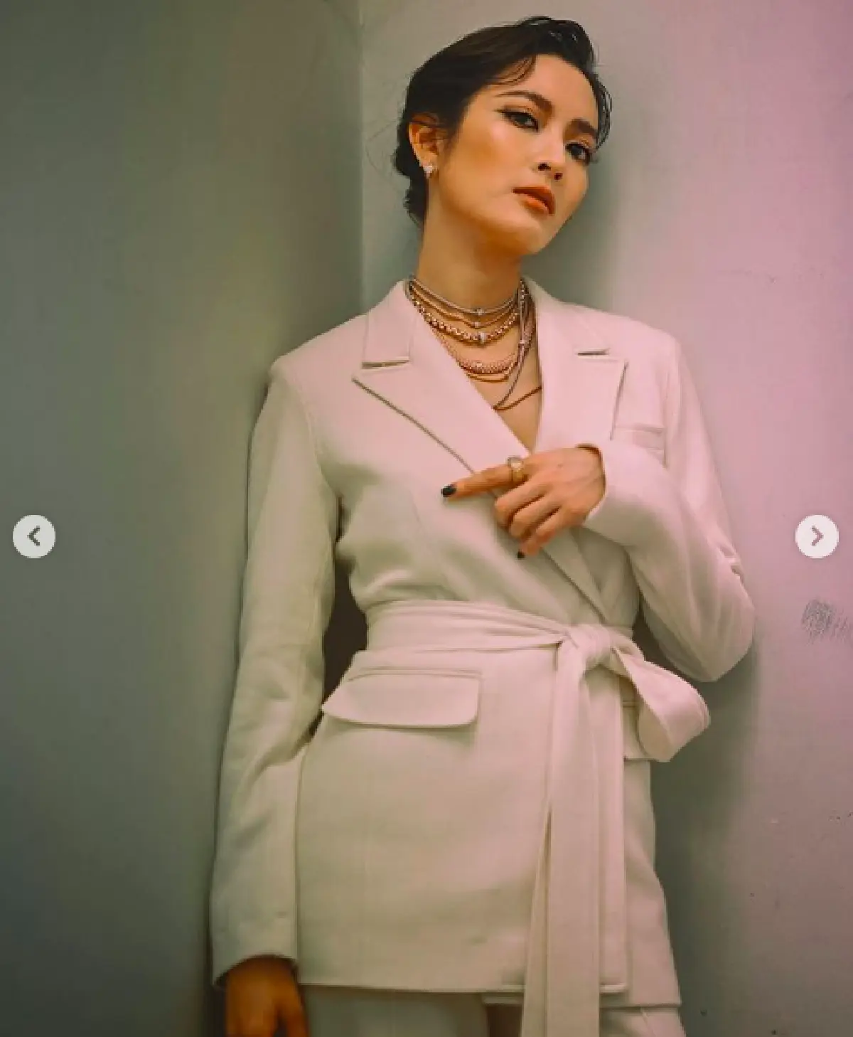 “แอฟ ทักษอร” ร่วมเดินแฟชั่นโชว์ในลุคสุดเท่ เห็นแล้วใจเต้นรัวๆ 