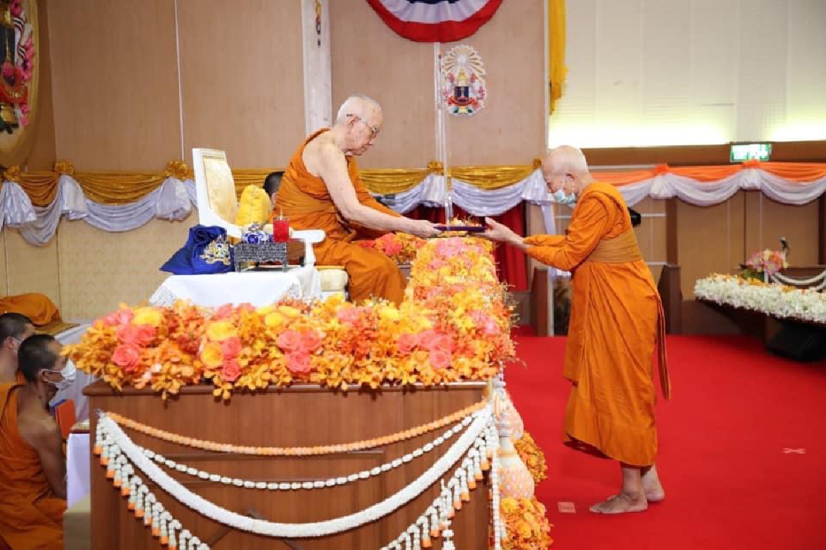 มมร.อนุมัติปริญญากิตติมศักดิ์'สมเด็จพระพุฒาจารย์-เจ้าสัวธนินท์' 