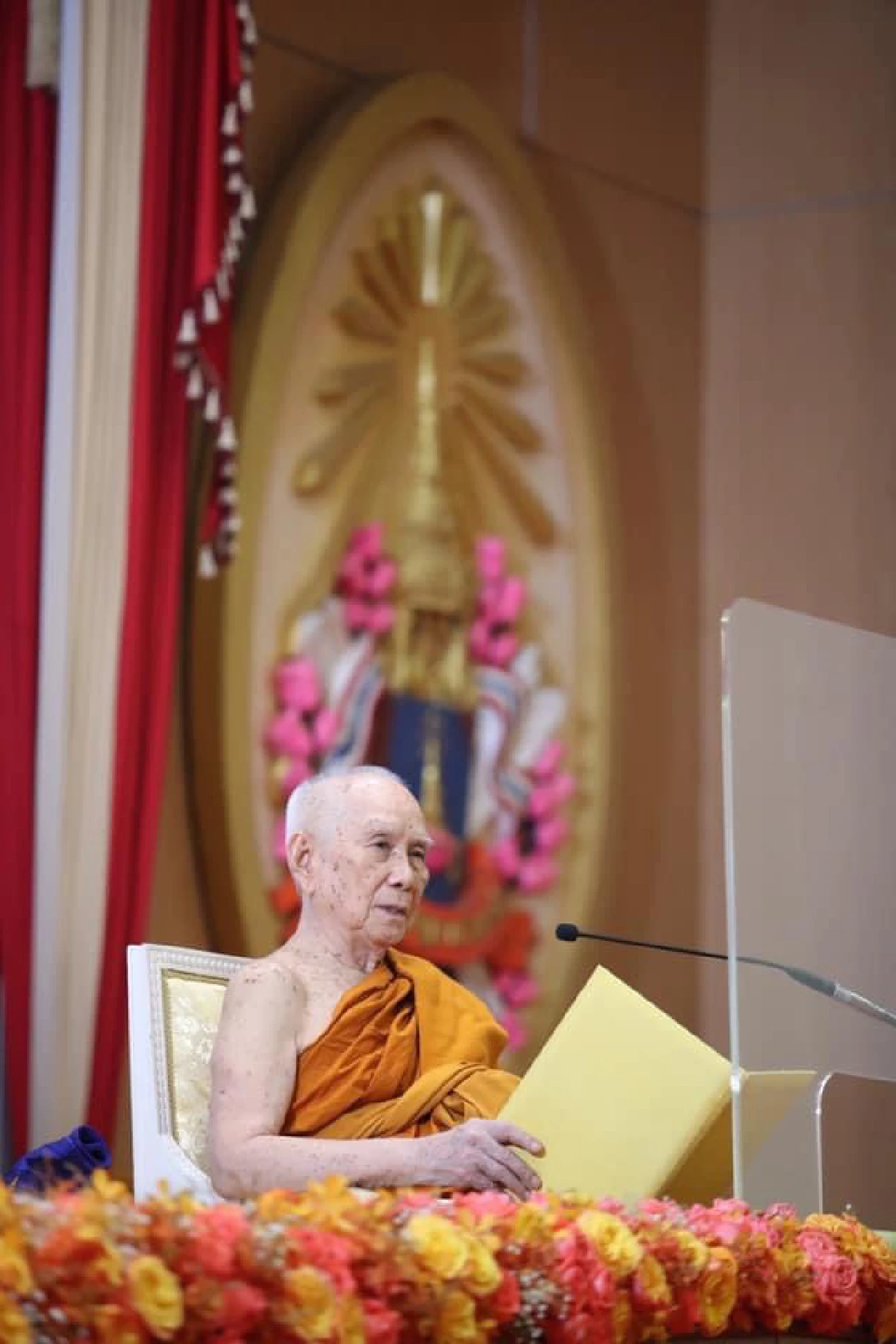 มมร.อนุมัติปริญญากิตติมศักดิ์'สมเด็จพระพุฒาจารย์-เจ้าสัวธนินท์' 