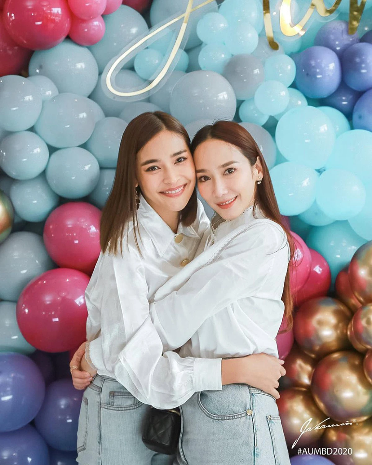 “อั้ม พัชราภา” จัดปาร์ตี้วันเกิดแบบสายบุญ แถมมีซีนหวานชวนลุ้นข่าวดีกับ “ไฮโซพก” 