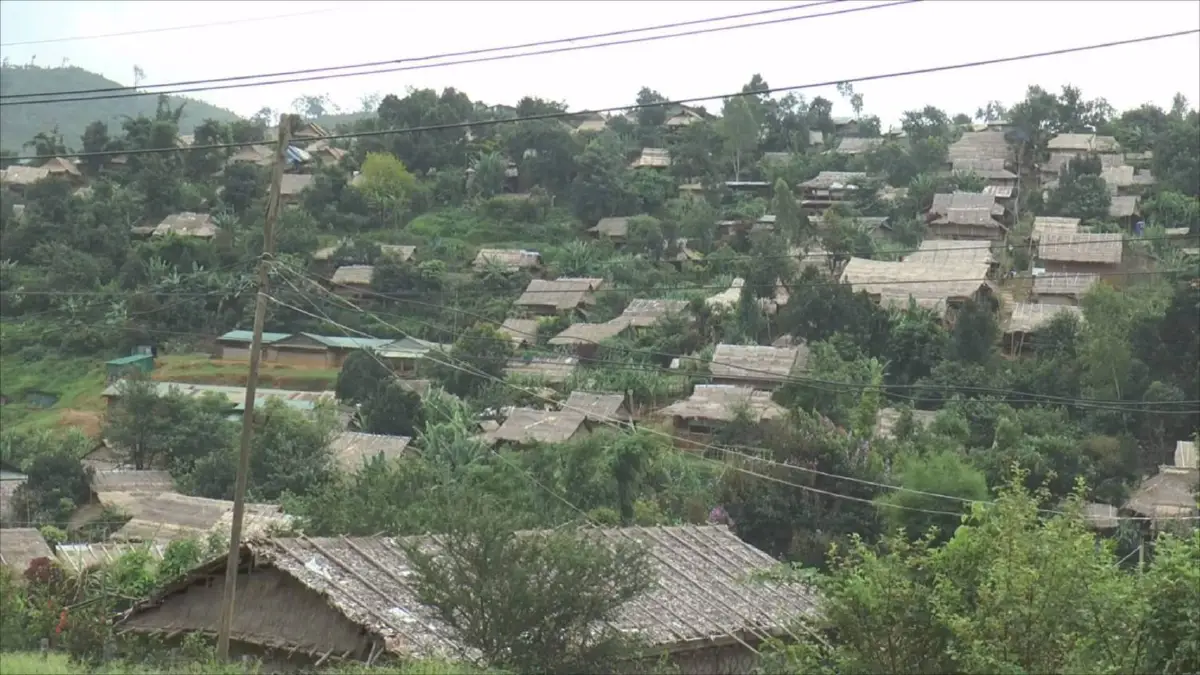 จับ7ชาวเมียนมาหนีเข้าเมืองว่ายน้ำข้ามแม่น้ำเมยมาไทย