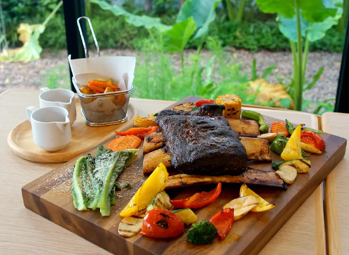 สลัดแฟคทอรี่ มีดีมากกว่าสลัด สุดจัดทั้ง Healthy และ Party ในที่เดียว