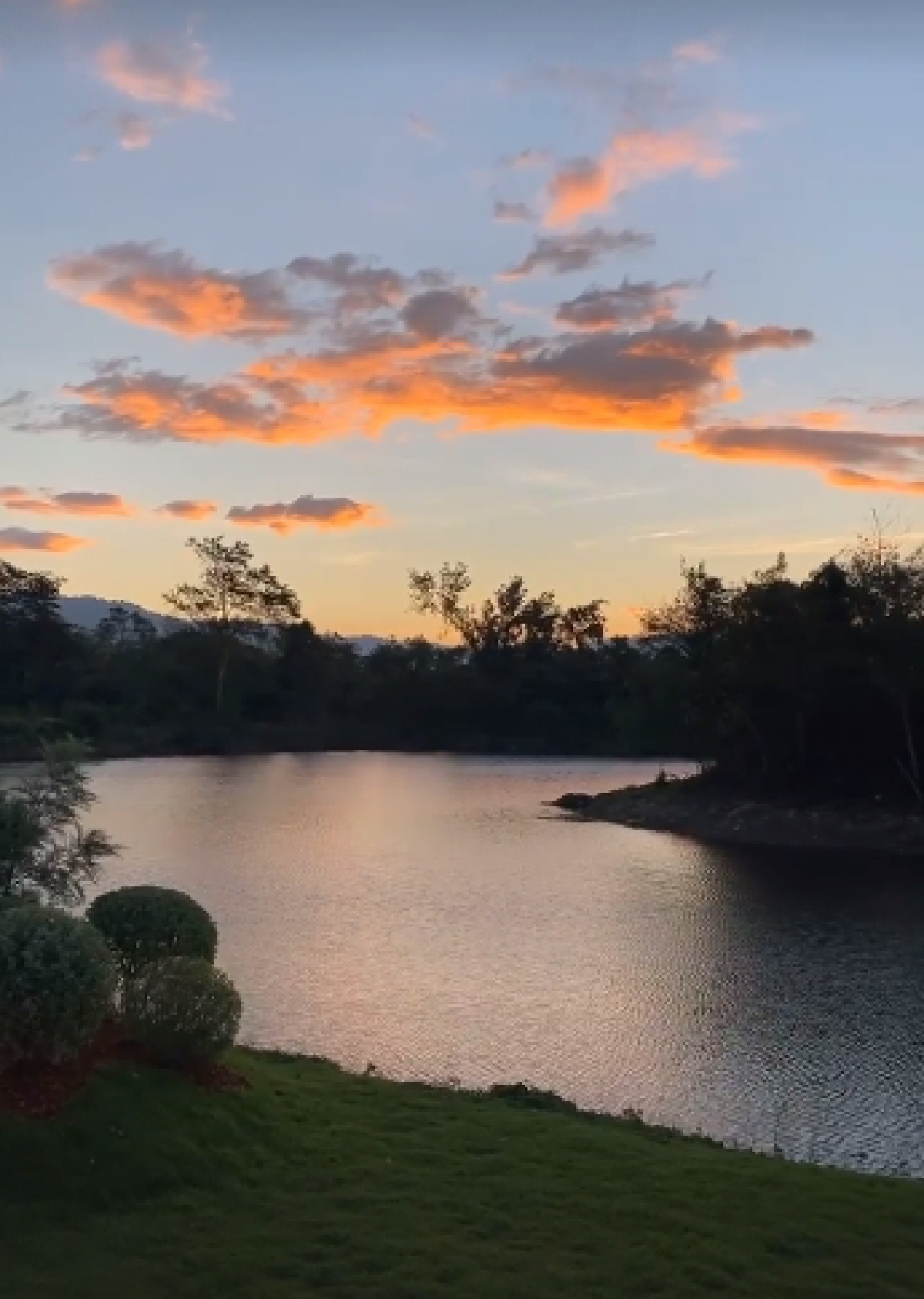 ส่องบ้านที่เขาใหญ่ของ "หมาก-คิม" เรียบง่ายสไตล์มินิมอลเหมาะกับทั้งคู่สุดๆ