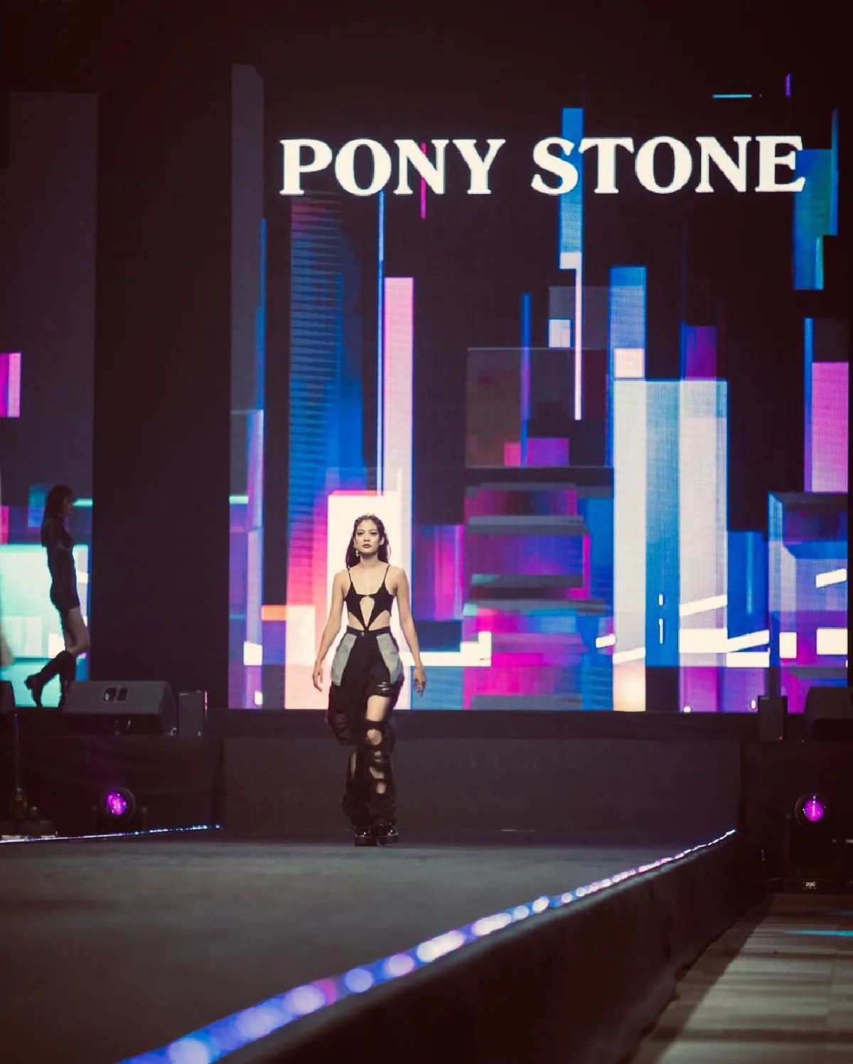 นี่มันปีไหนแล้ว? มะปราง อลิสา ฟาดกลับ หลังโดนบูลลี่หน้าอกแบน