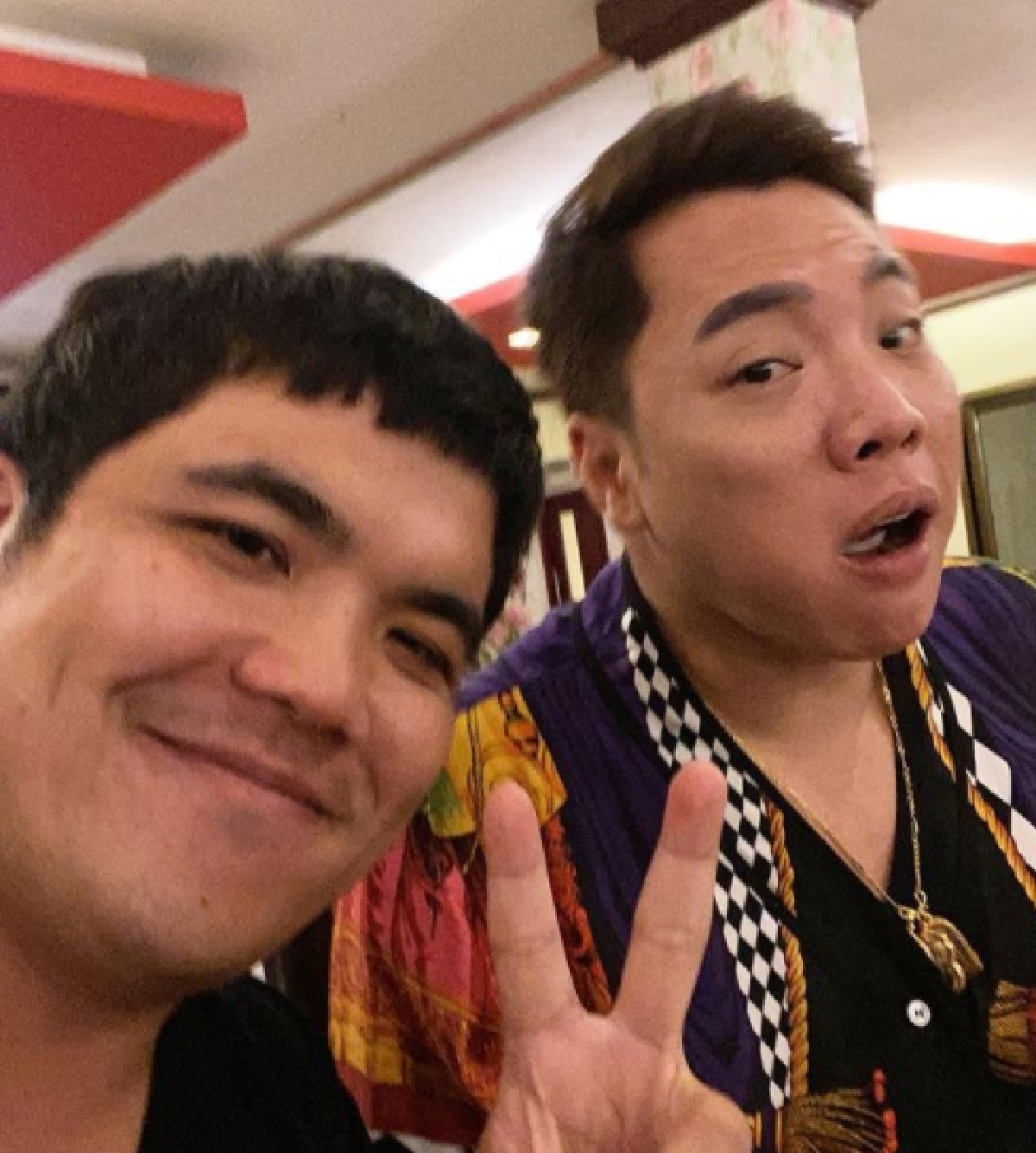 แคปชั่นอย่างพีค! แจ๊ค แฟนฉัน เผยคลิปซึ้งน้ำใจ มดดำ ให้ของขวัญเป็น iPhone12 