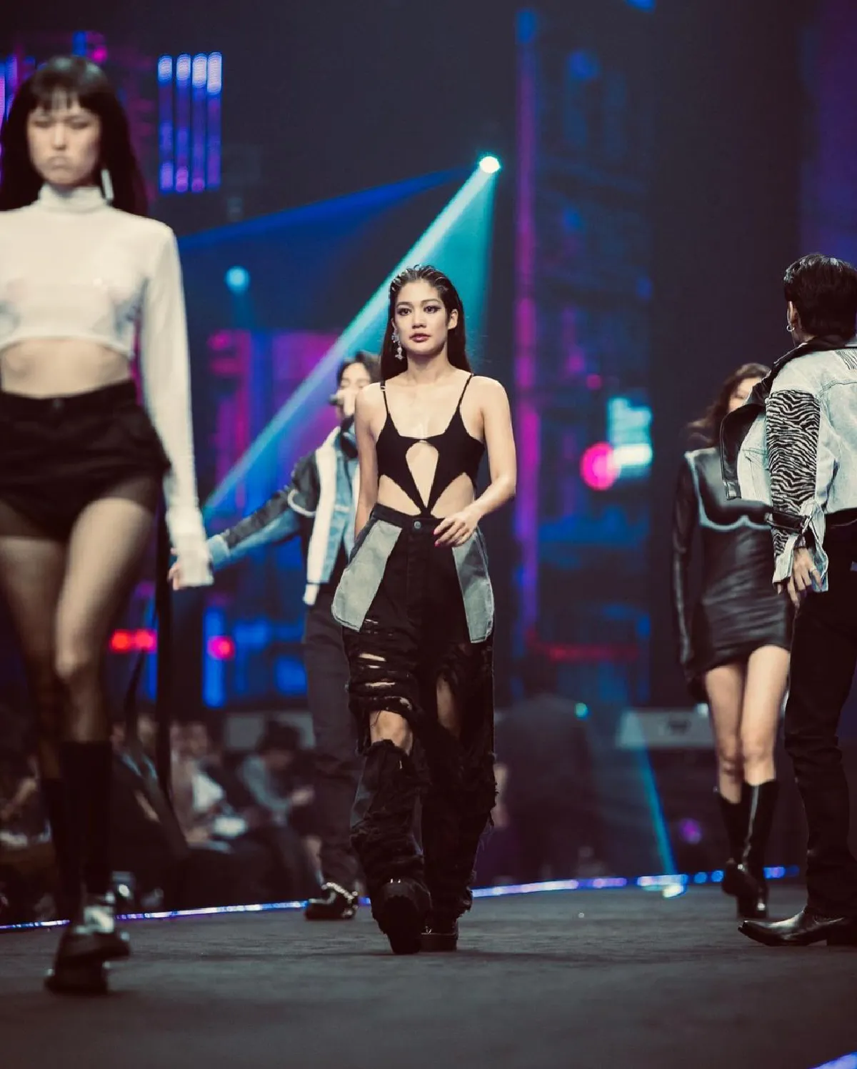 นี่มันปีไหนแล้ว? มะปราง อลิสา ฟาดกลับ หลังโดนบูลลี่หน้าอกแบน