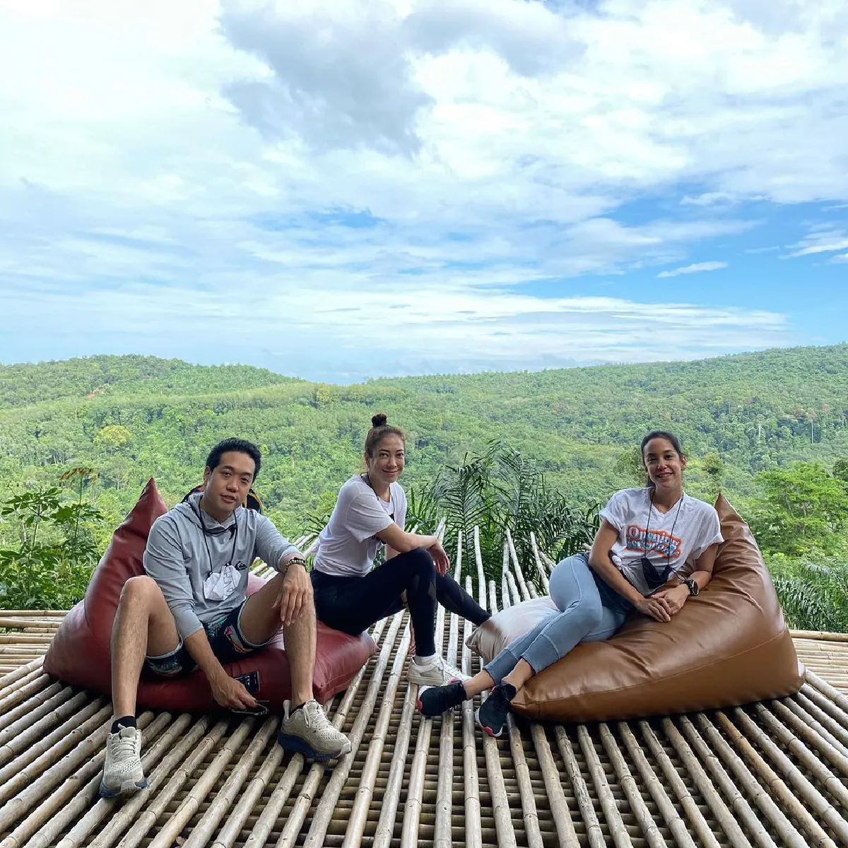 แป้ง อรจิรา ดินเนอร์โรแมนติกริมหาด..หรือจะเปิดตัวหวานใจคนใหม่