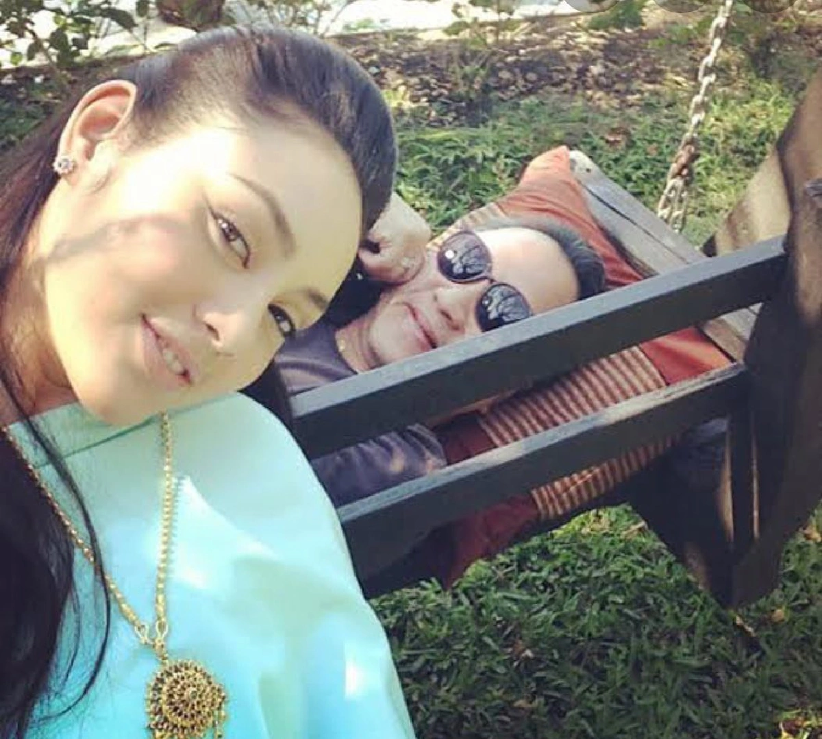 ขอหวานส่งท้ายปี! ตั๊ก บงกช เล่าโมเมนต์น่ารักของ เจ้าสัวบุญชัย ตอนจีบกันใหม่ๆ