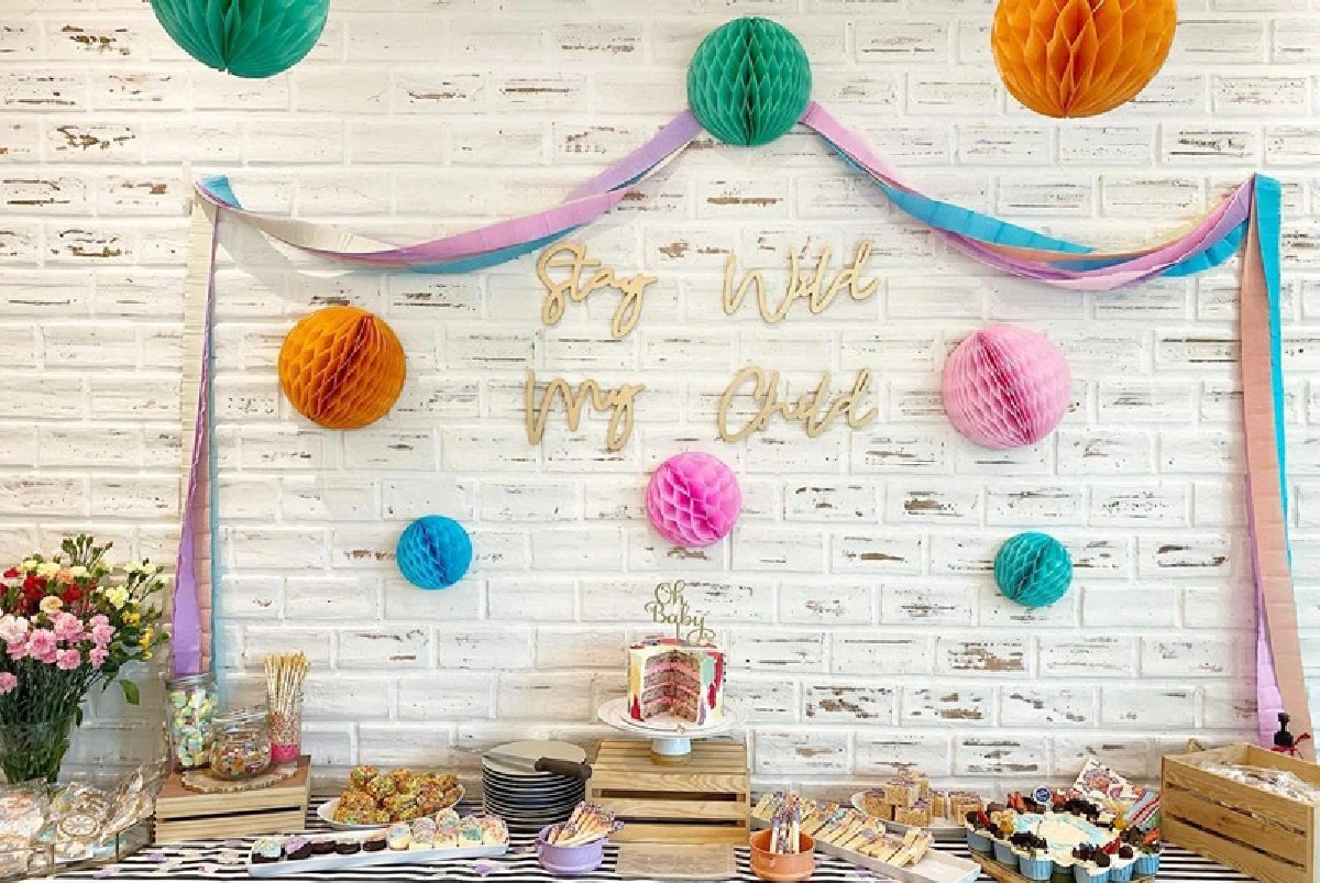 เทย่า-มิก้า จัดเบบี้ชาวเวอร์สุดอบอุ่น พร้อมเฉลยเพศลูกคนแรก