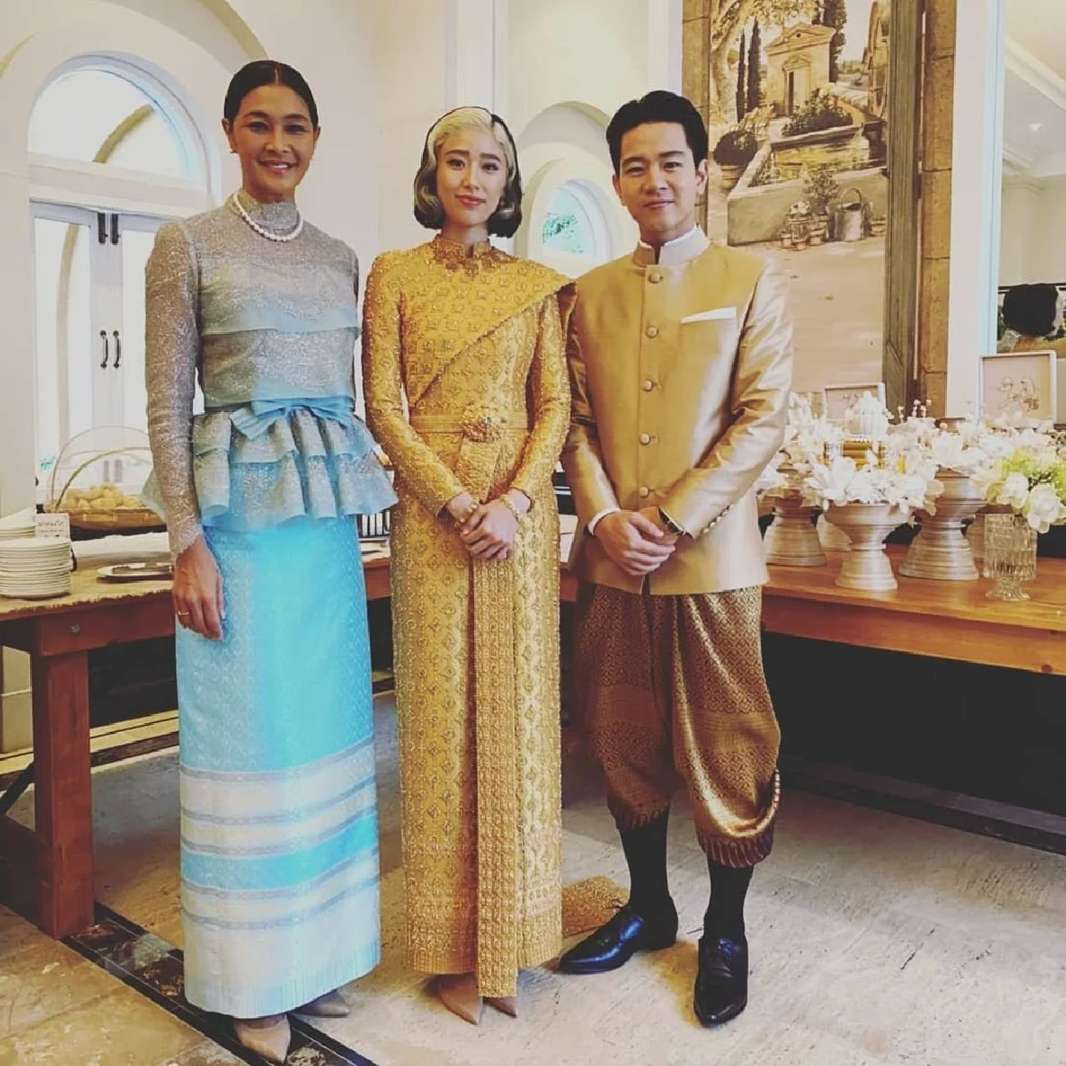 โทนี่-แก้ว แต่งชุดไทยสวยสง่า เข้าสู่ประตูวิวาห์สุดอบอุ่น