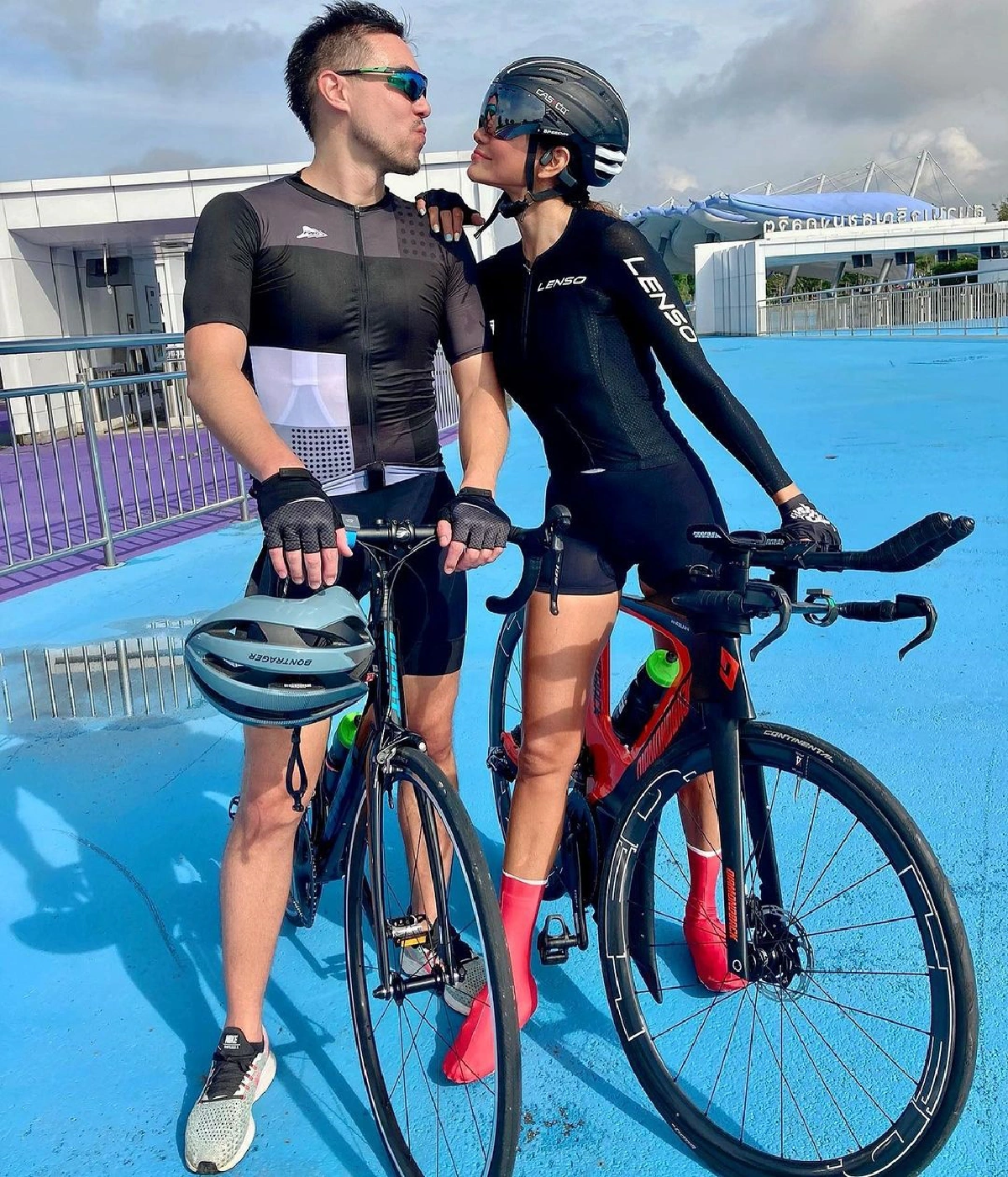 หวานนานๆที โย ยศวดี จัดทริปควงแฟนหนุ่มรูปหล่อสวีทริมทะเล 