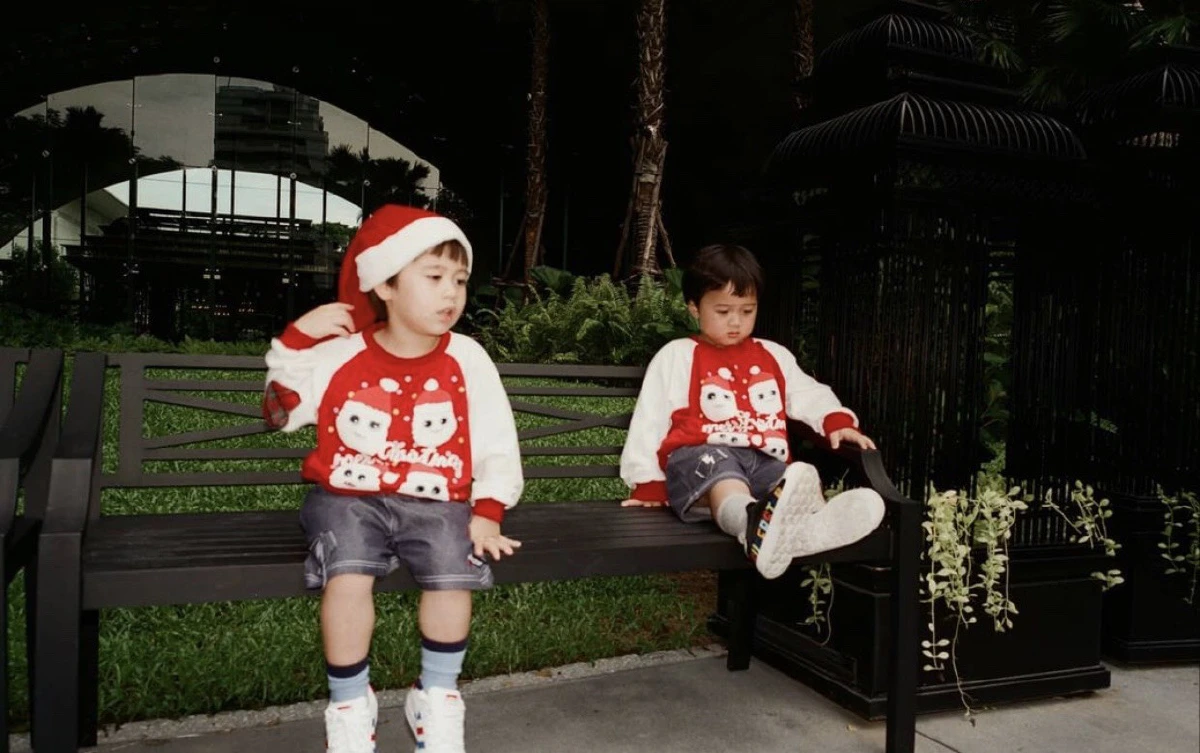 สายฟ้า-พายุ กับชุดน่ารักหลากสไตล์ ต้อนรับเทศกาลคริสมาสต์