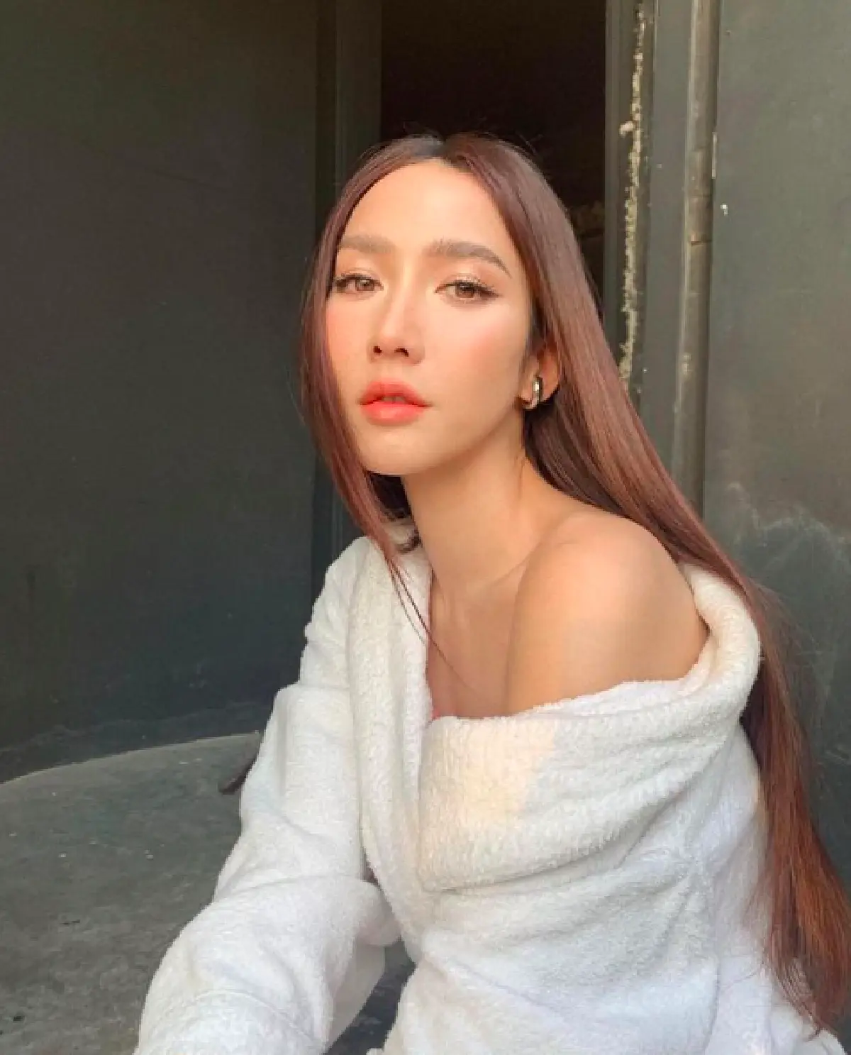 “ไฮโซพก” ทำเซอร์ไพรส์ “อั้ม” มอบของขวัญสุดพิเศษ ราคาเกือบล้านให้ 