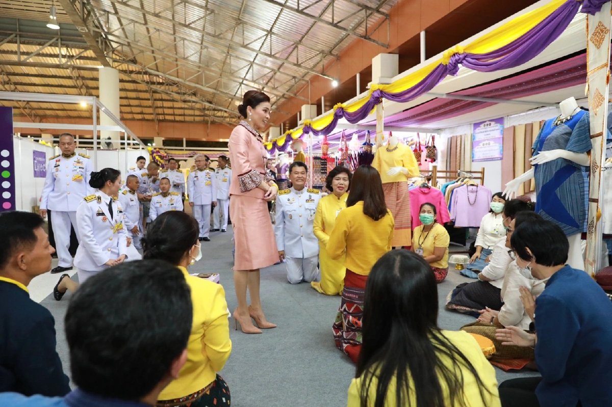 "พระราชินี"พระราชทานกำลังใจผู้ประกอบการโอทอปภาคเหนือ