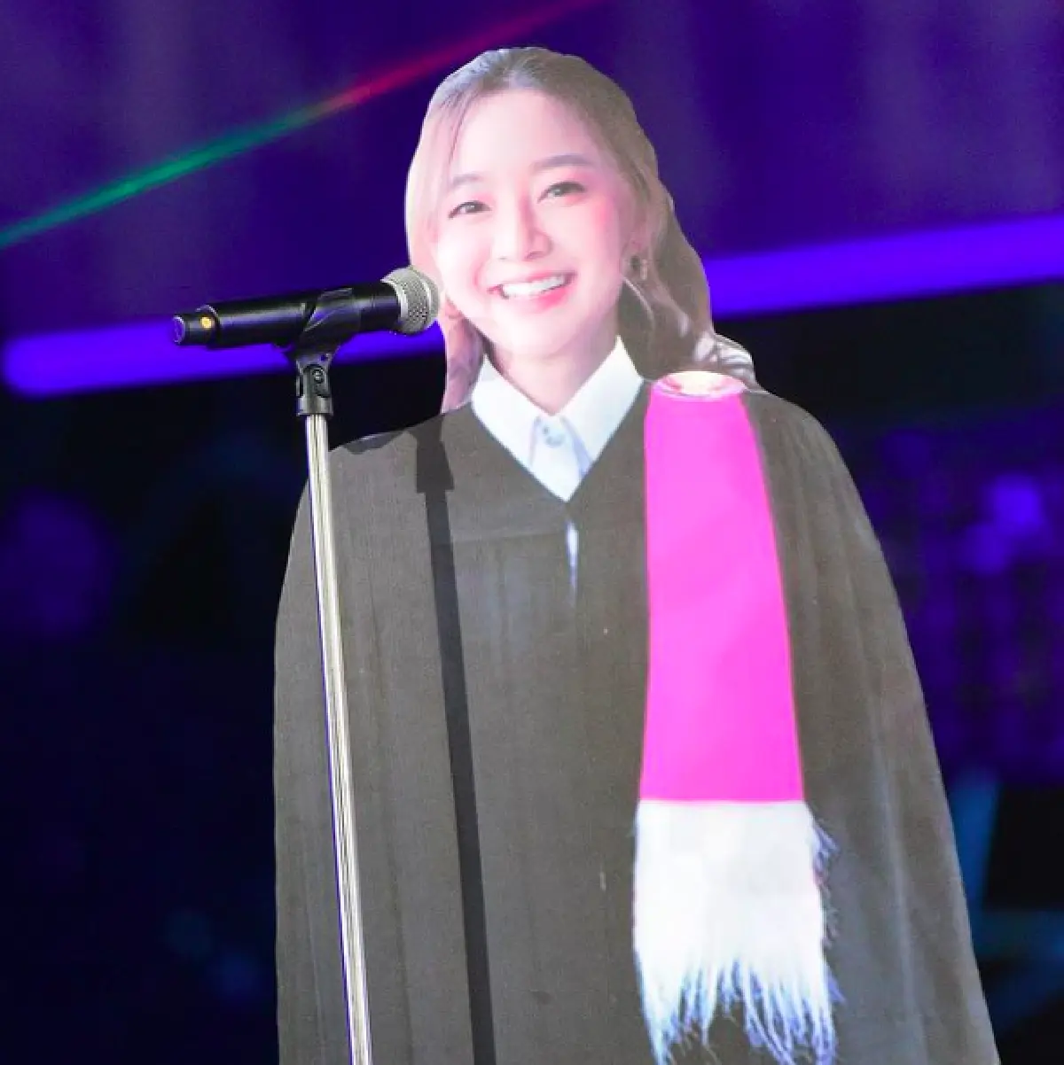  โมเมนต์น่ารัก! “ลิปตา” สานฝัน “อิ้งค์ วรันธร” สแตนดี้ขึ้นเวที Big Mountain 