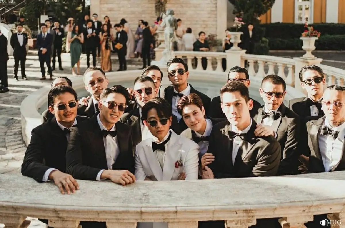 ส่องทีมเพื่อนเจ้าบ่าว "โทนี่ รากแก่น" ทำเอาสาวๆ ถึงกับเลือกไม่ถูกเลยทีเดียว! 