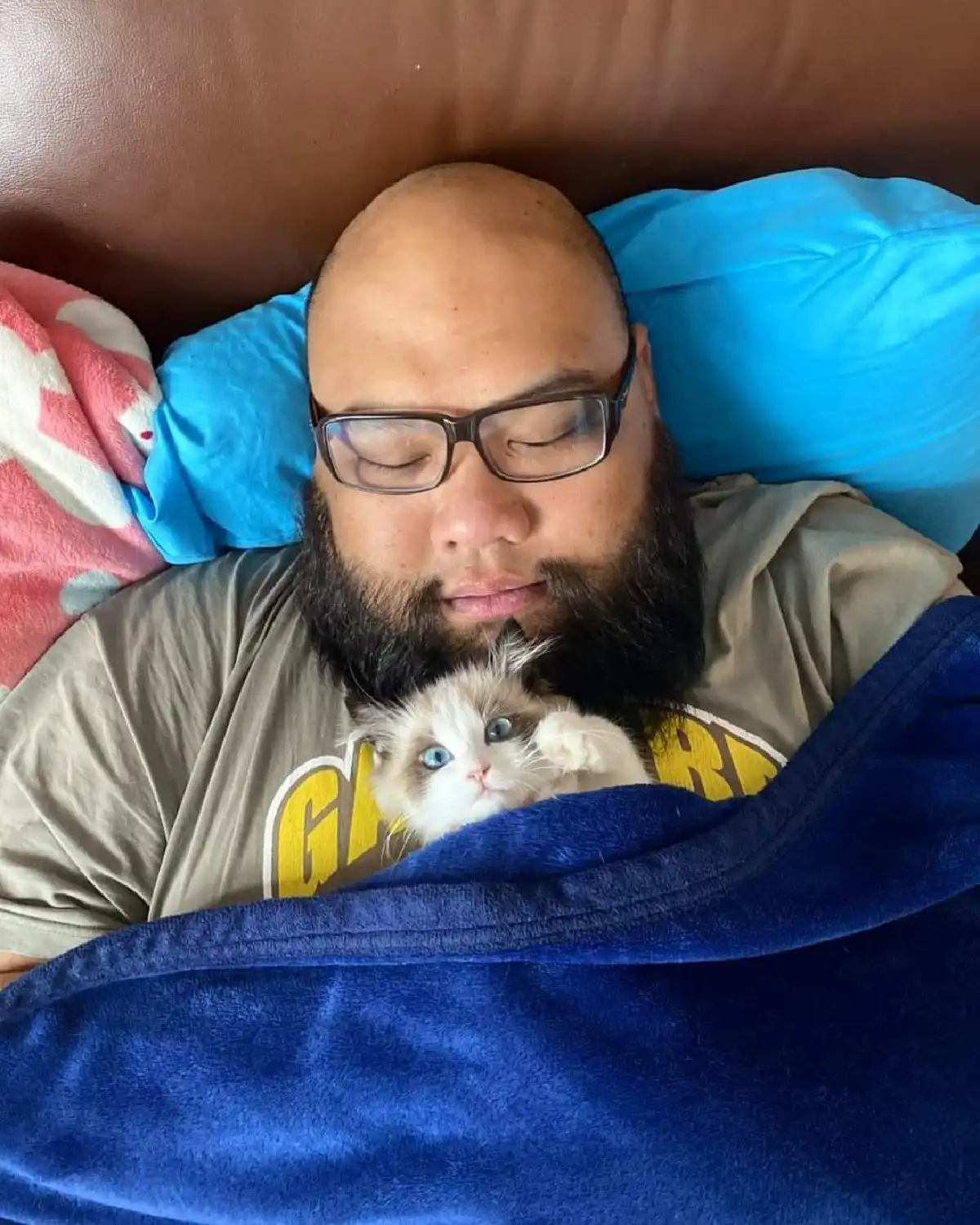 กอล์ฟ ฟักกลิ้งฮีโร่ ร่วมรับผิด..ขอโทษ หลังเกิดดราม่าบูลลี่ผู้หญิงศัลยกรรม 