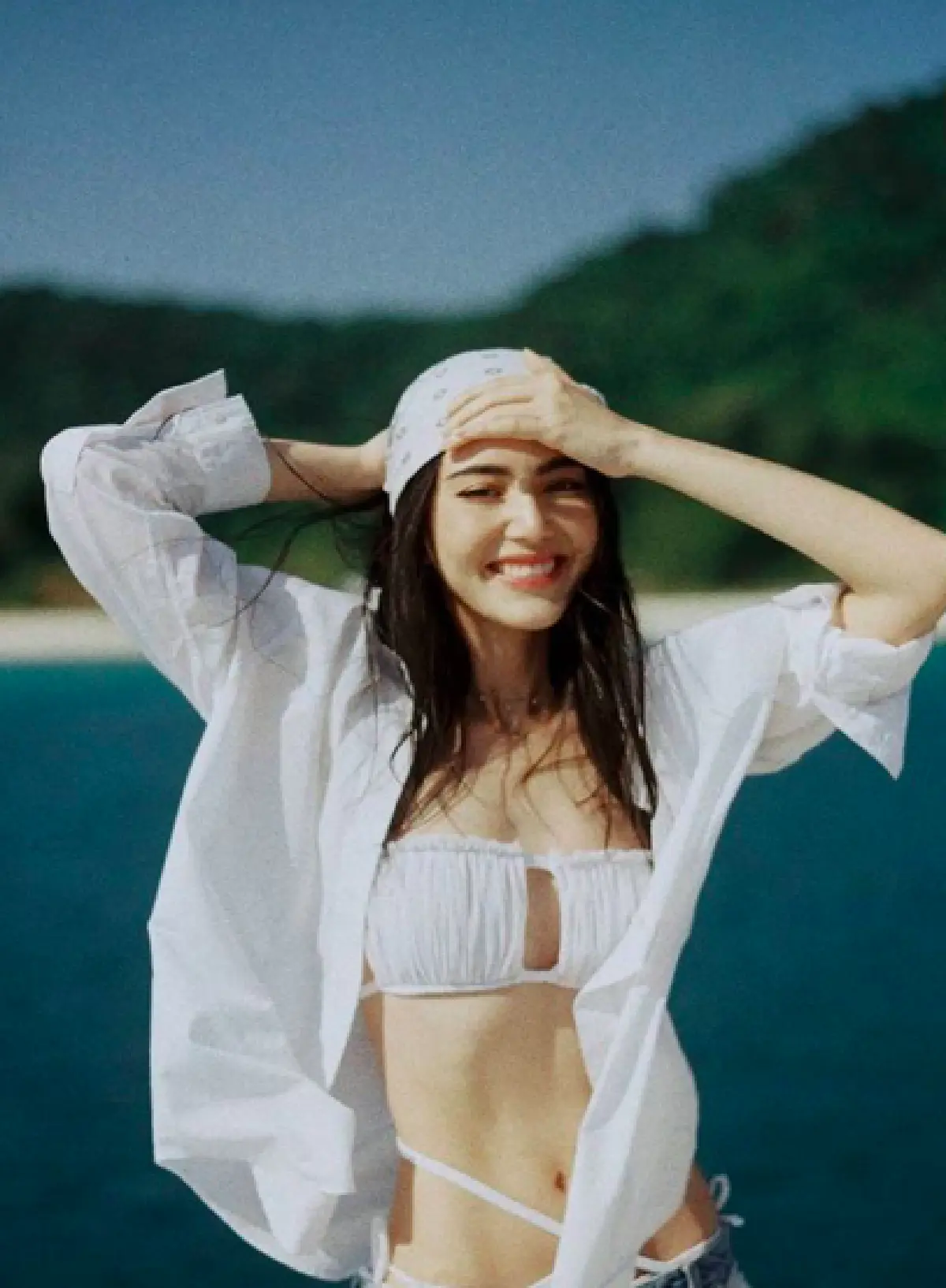 “ใหม่ ดาวิกา” วอนอย่าดราม่า! หลังมีคนเอาภาพเปรียบเทียบ “แต้ว ณฐพร” ในชุดว่ายน้ำ 