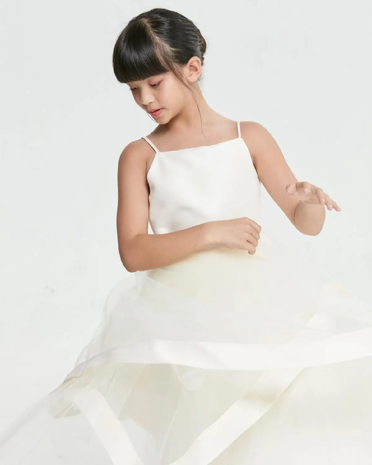  เป๊ะยกบ้าน! "นานา-เวย์” แท็กทีม “น้องบีน่า-น้องบรู๊คลิน” ถ่ายภาพครอบครัวสุดชิค 