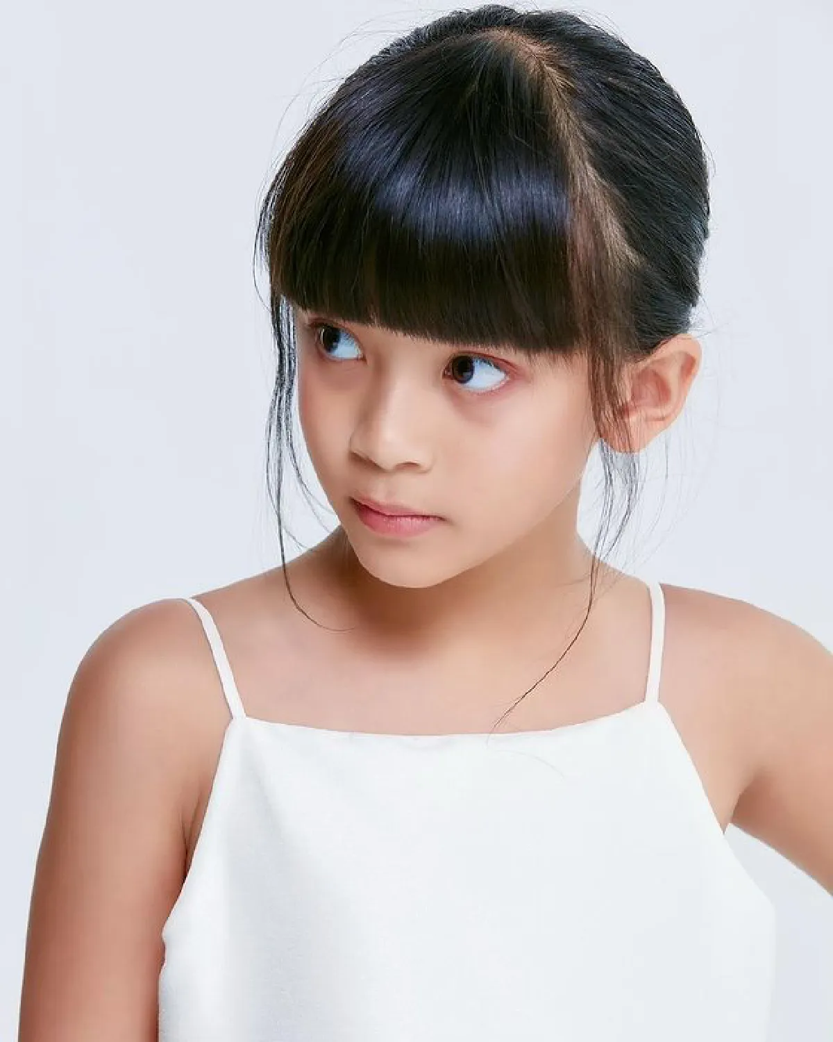  เป๊ะยกบ้าน! "นานา-เวย์” แท็กทีม “น้องบีน่า-น้องบรู๊คลิน” ถ่ายภาพครอบครัวสุดชิค 