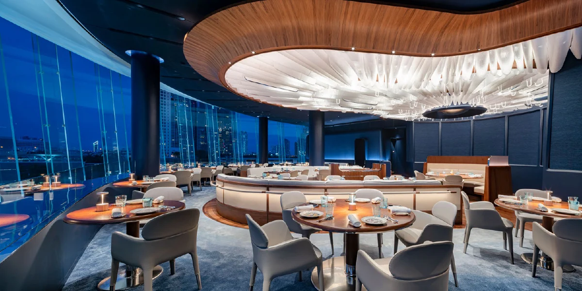 Blue by Alain Ducasse ที่ไอคอนสยาม คว้ามิชลินสตาร์ 1 ดวง จากการเปิดตัว มิชลินไกด์ประเทศไทย ฉบับที่ 4