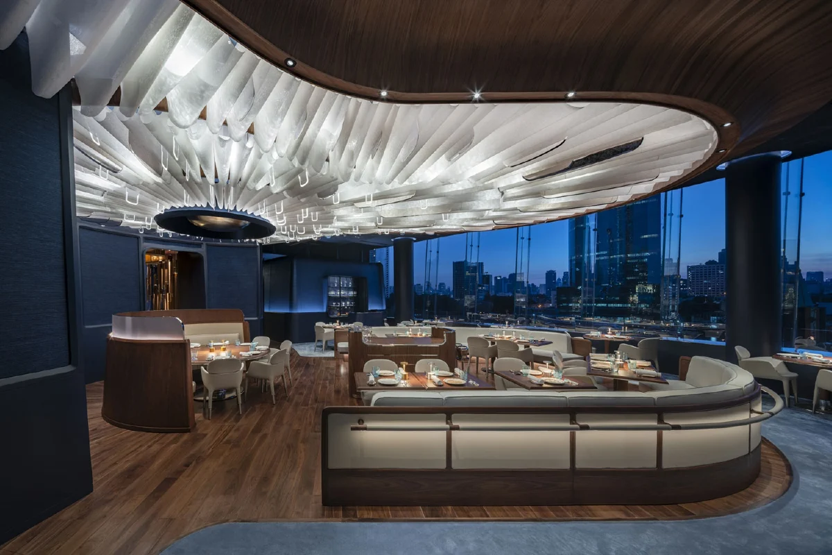 Blue by Alain Ducasse ที่ไอคอนสยาม คว้ามิชลินสตาร์ 1 ดวง จากการเปิดตัว มิชลินไกด์ประเทศไทย ฉบับที่ 4