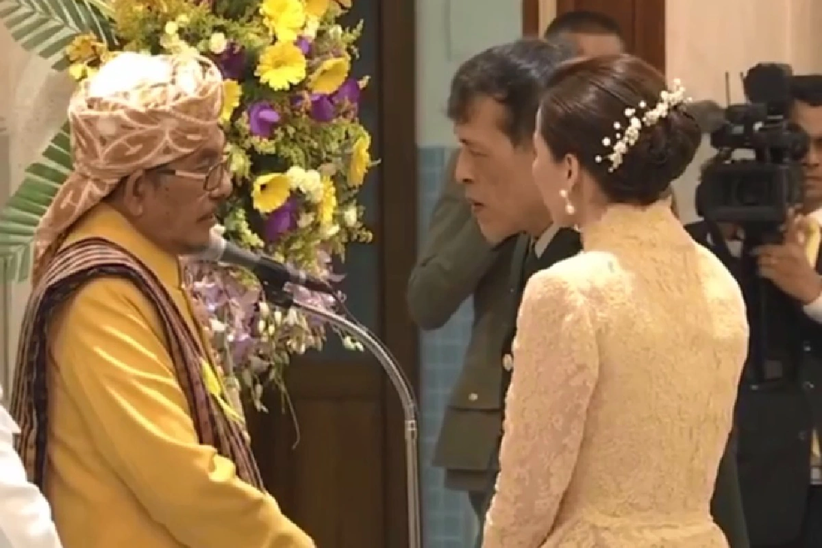 ในหลวง-พระราชินีพระราชทานรางวัล ทดสอบการอัญเชิญพระมหาคัมภีร์อัลกุรอานปี63