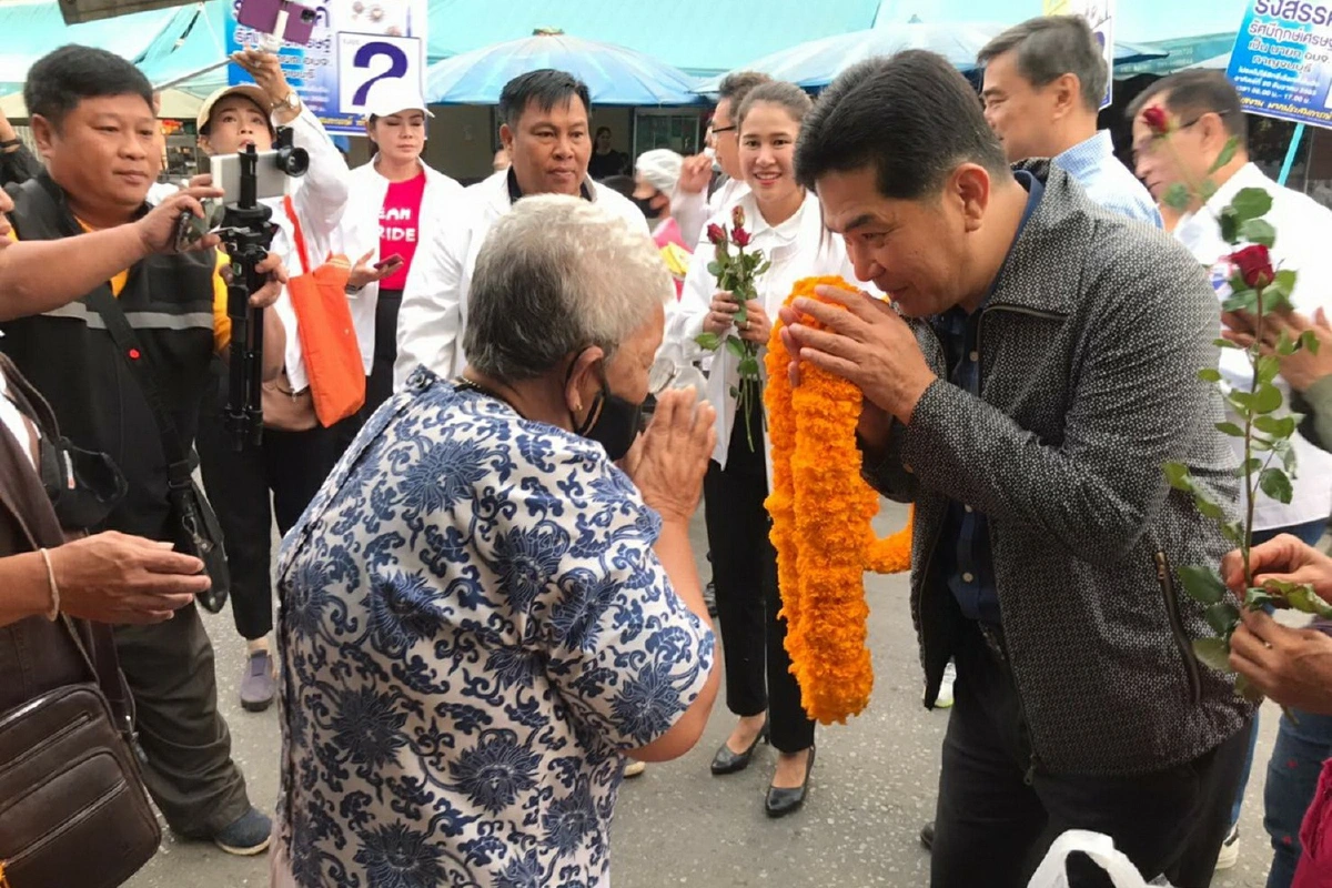 อภิสิทธิ์ลงพื้นที่กาญจน์ช่วยรังสรรค์หาเสียงชิงเก้าอี้นายกอบจ. 