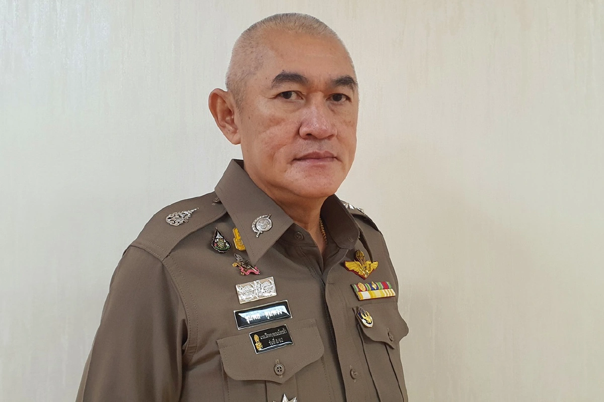 เด้ง!2นายดาบตำรวจขอมีเซ็กซ์สาวพกยาบ้า เหยื่อไม่ยอมรีดเงิน5หมื่น