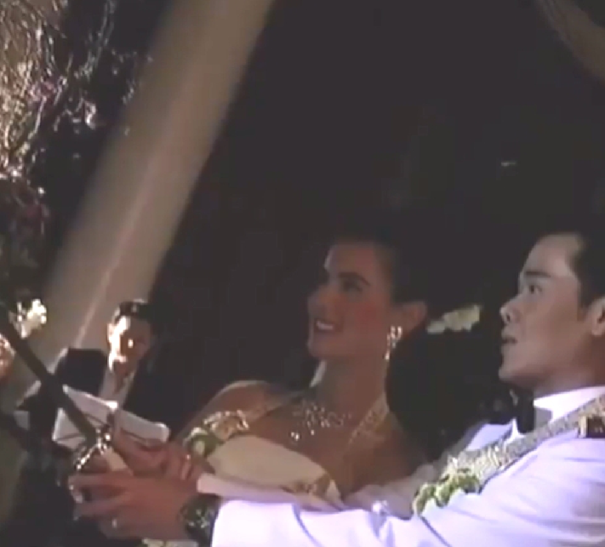 เป๊ก สัณณ์ชัย รีรันคลิปหวานวันแต่งงานกับ ธัญญ่า พร้อมติดแท็ก #เมียยืนหนึ่ง