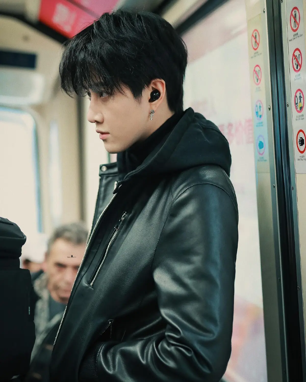 ไมค์ พิรัชต์ ปลื้มมาก! แฟนคลับจัดใหญ่ ทำป้าย HBD ขึ้นตึกและสะพานให้ทั่วเมือง