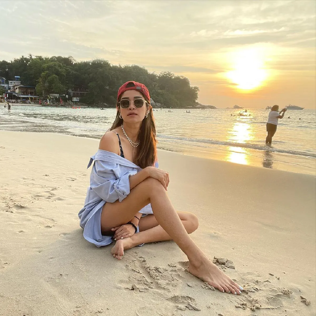 แจ๊ส-แจง สวีทริมชายหาด..ช่วงนี้รักหวานจนภรรยาบอกขนลุก