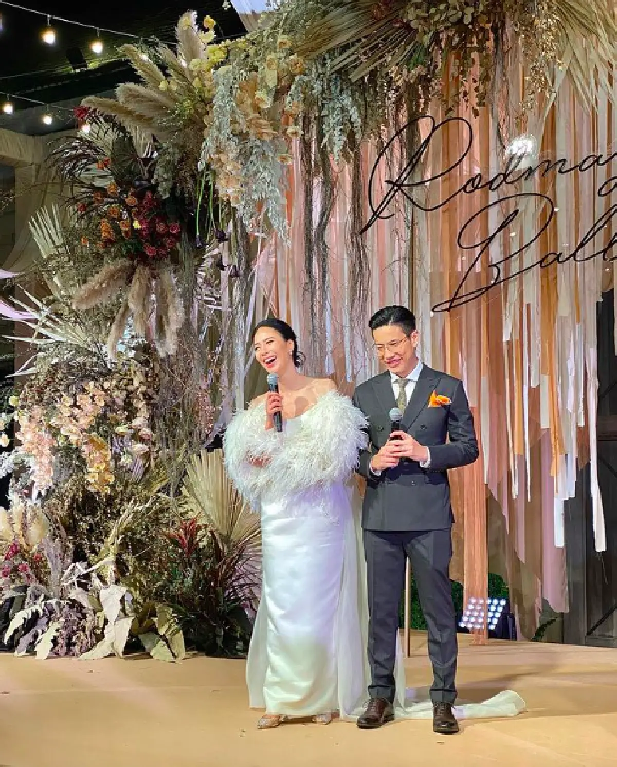 “รถเมล์-บอล” ฉลองงานแต่งที่เขาใหญ่ แถมธีมงานก็เก๋สุดๆ  