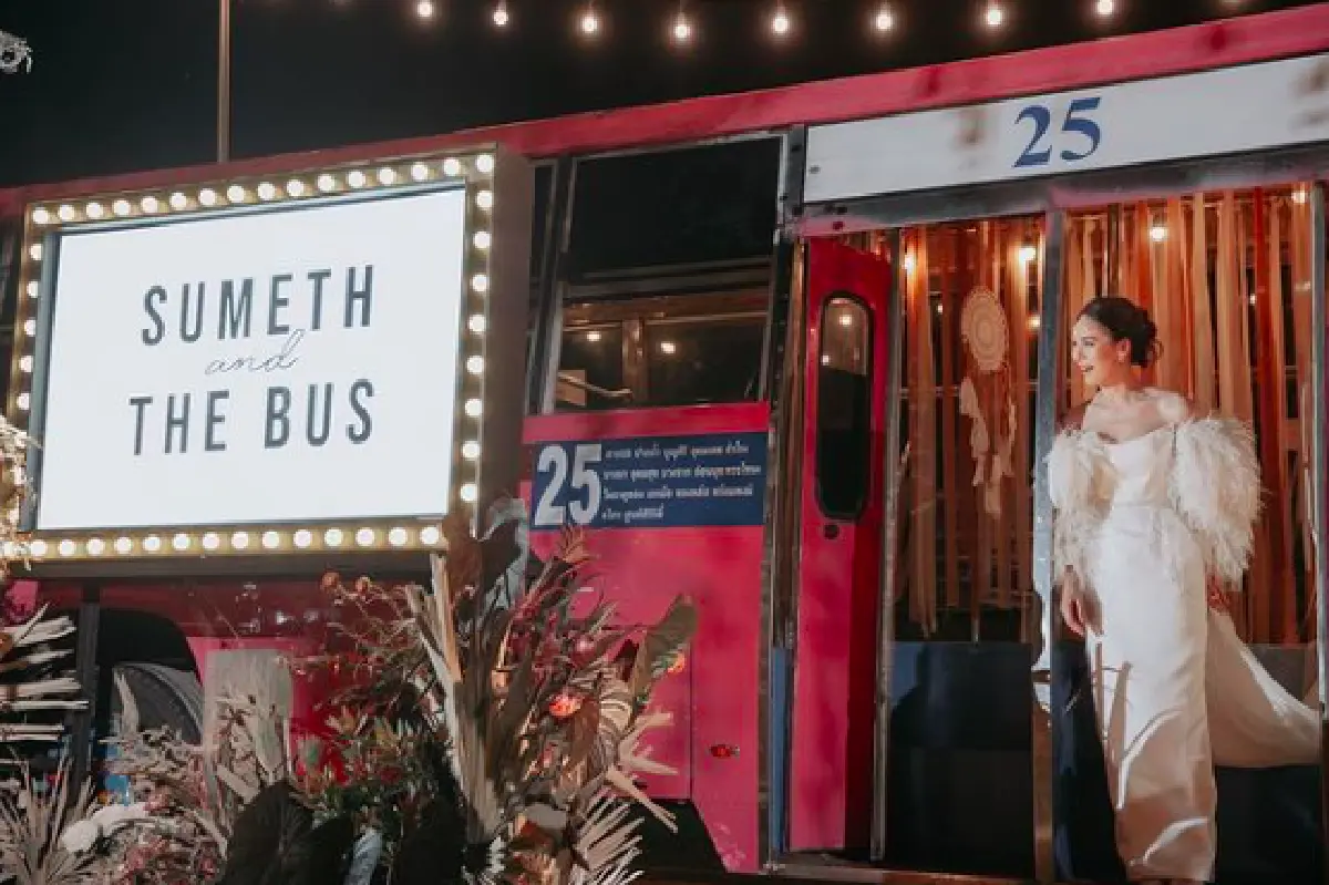 “รถเมล์-บอล” ฉลองงานแต่งที่เขาใหญ่ แถมธีมงานก็เก๋สุดๆ  
