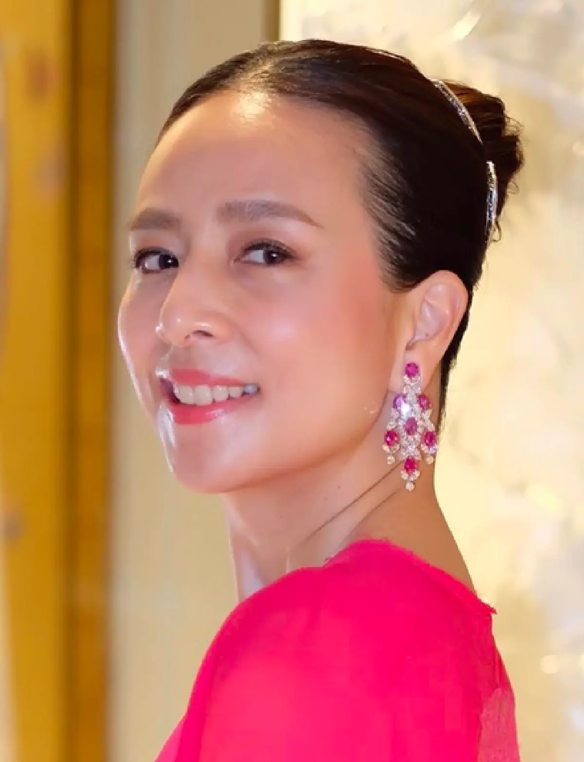 “มาดามแป้ง” ป่วยเข้าโรงพยาบาล โชว์หน้าสดบนเตียงคนไข้ ยังคงสวยปิ๊ง!